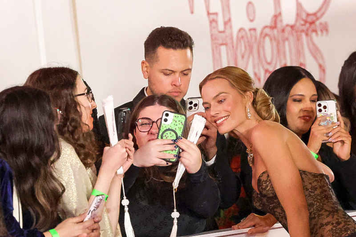 Robbie delves into rollercoaster  romance of ‘Wuthering Heights’